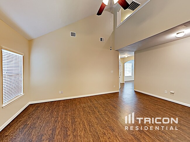Building Photo - 21439 Palma Grove Way