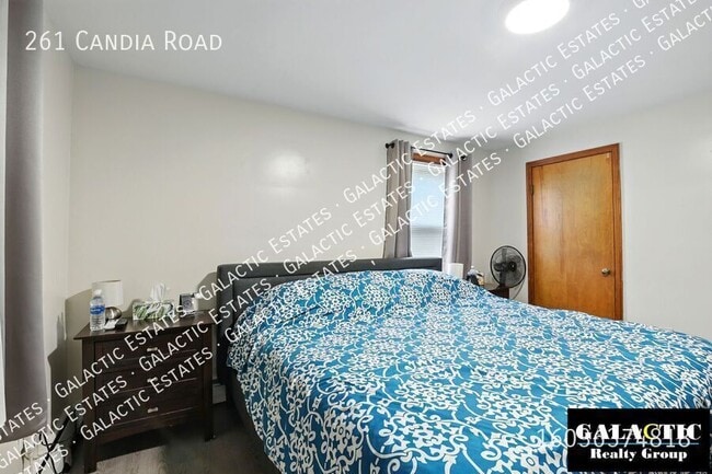Building Photo - 261 Candia Rd