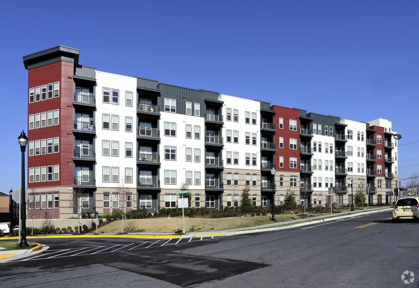 The Edition 3401 E West Hwy Hyattsville MD 20782 Apartment Finder