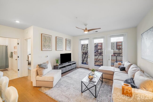 Building Photo - 3000 South Blvd