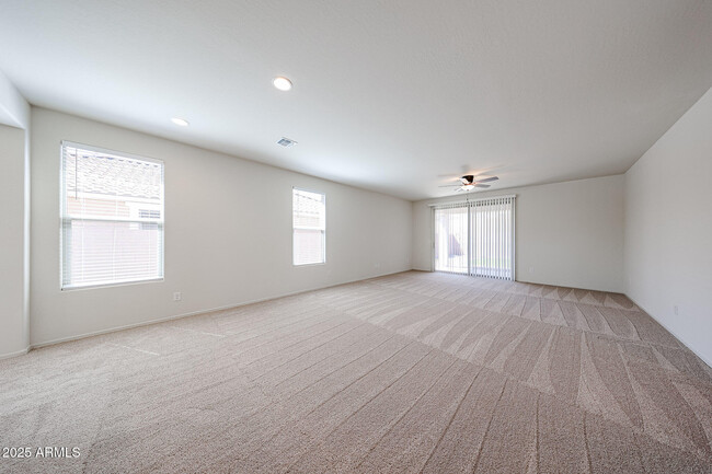 Building Photo - 7118 W Bent Tree Dr