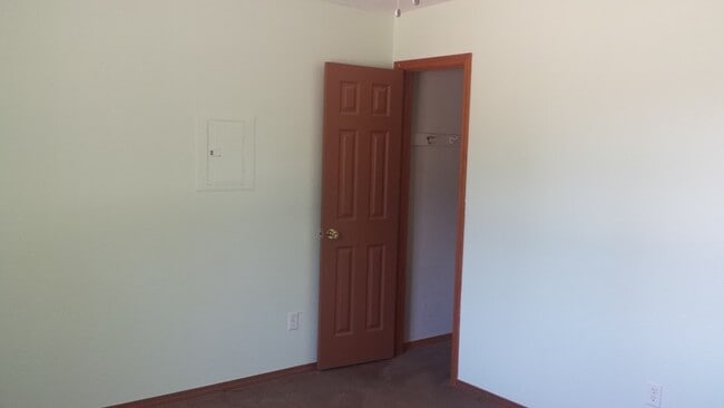Building Photo - Cute Rio Rancho Rental