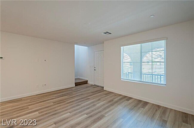 Building Photo - Charming Retreat in 89011