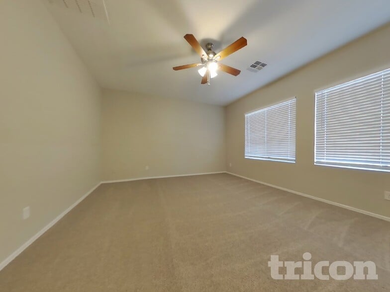 Building Photo - 9406 W Berkeley Rd