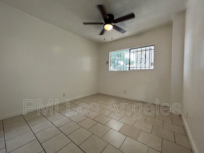 Building Photo - 10305 Juniper St