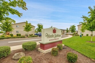 Building Photo - Country Living with Modern Flair: Wake up to the sounds of nature, Live Minutes from Everything