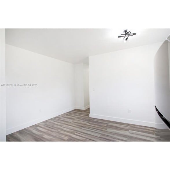 Building Photo - 2424 NW 7th Ct