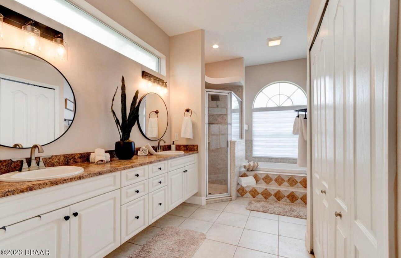 Building Photo - 6204 Morning Dr