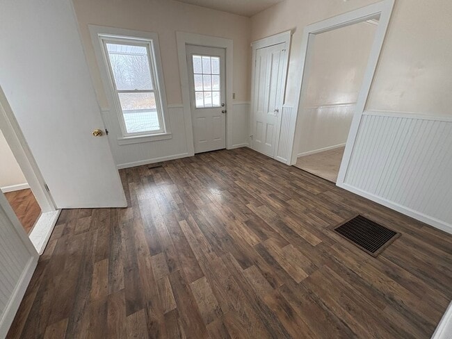 Building Photo - 237 Tiadaghton Hill Rd