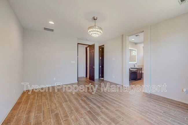 Building Photo - 4701 Cayetana Pl NW