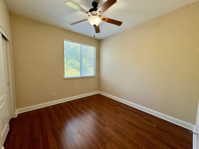 Building Photo - Beautiful Four-Bedroom Home Available in Folsom!