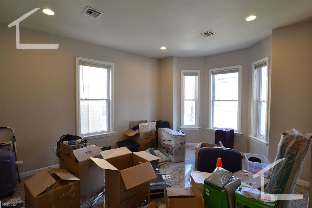 Building Photo - 45 Allston St