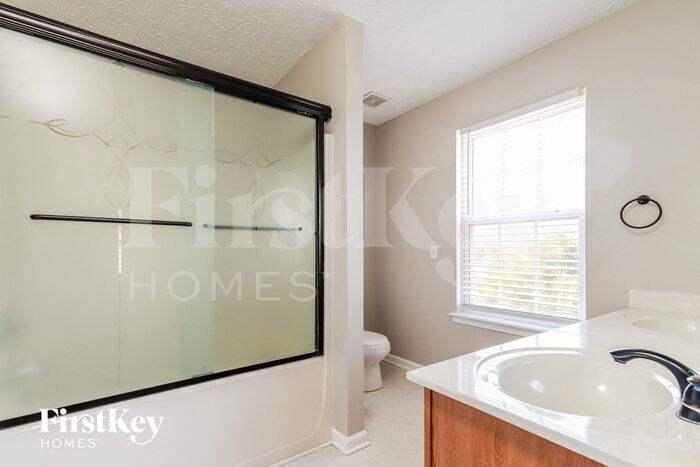 Building Photo - 1273 Royal Ives Ct SE
