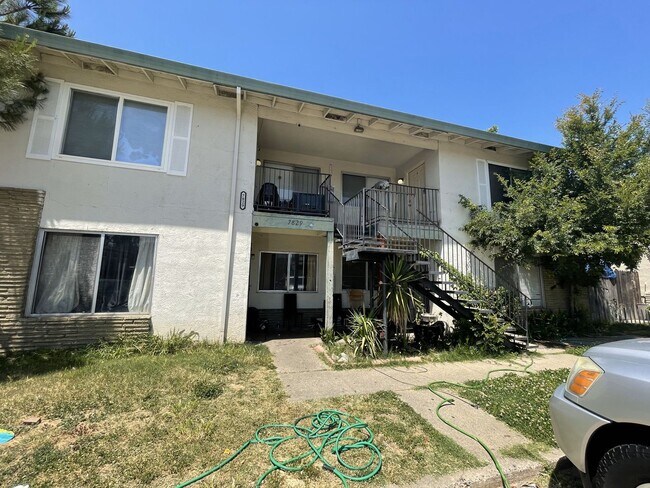 Building Photo - 7829 Sayonara Dr