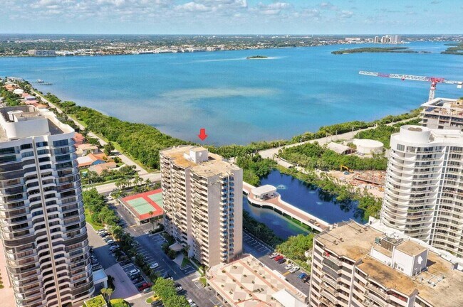 Building Photo - 4200 N Ocean Dr