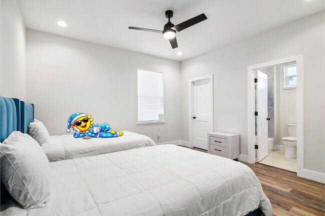 Building Photo - 1906 W Cherry St