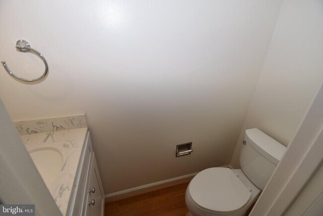Building Photo - 1436 Greenmont Ct