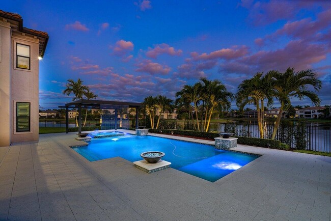 Building Photo - 17511 Cadena Dr