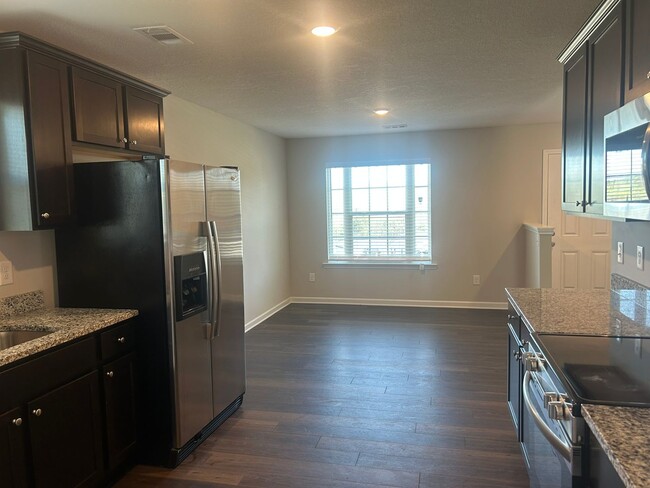 Building Photo - Stunning New Construction in the Heart of Columbus