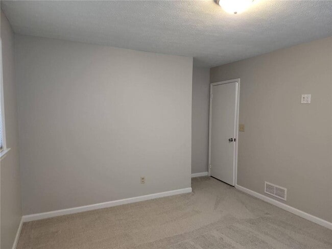 Building Photo - 1476 Dupree Rd