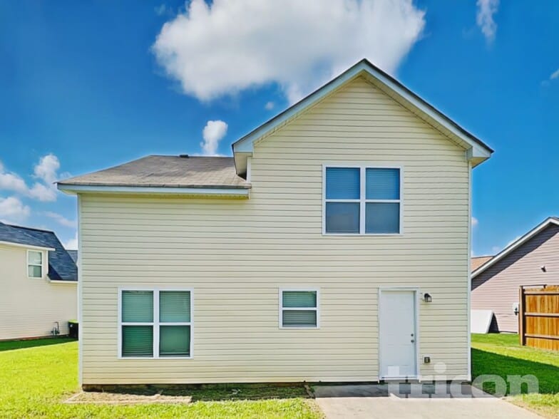 Building Photo - 2003 Bertha Ct