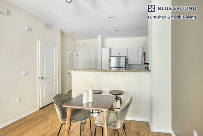 Building Photo - 5211 Pacific Concourse Dr