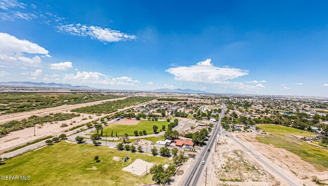 Building Photo - 10650 Socorro Rd