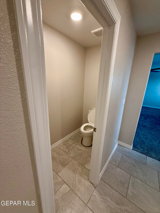 Building Photo - 12868 Star Gaze Ave