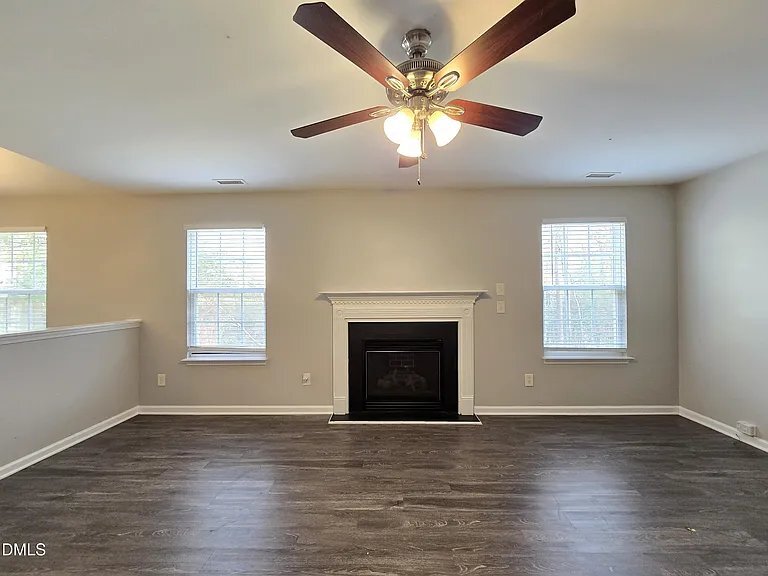Building Photo - 3821 Tyler Bluff Ln