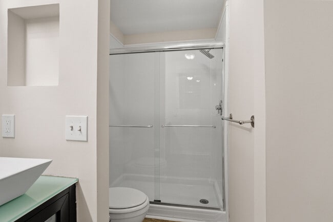 Building Photo - 101 Stoneham Dr