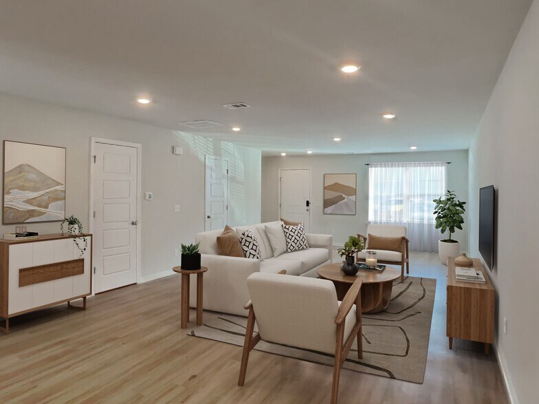 Building Photo - 1 Cardinal Ct