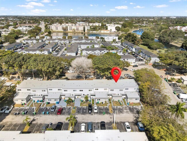 Building Photo - 15007 SW 80th Terrace