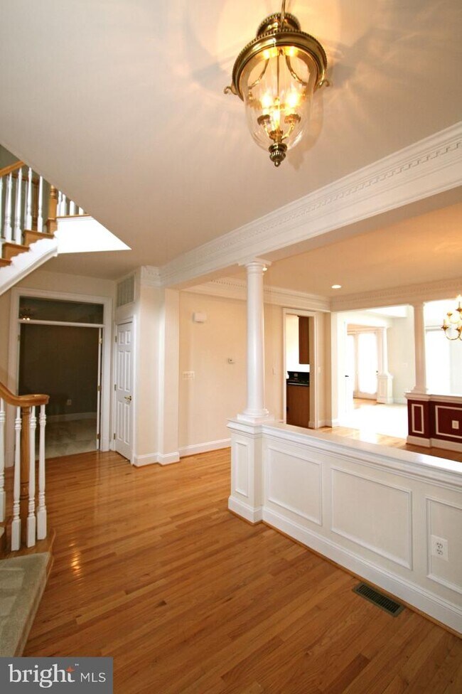 Building Photo - 43704 Burning Sands Terrace