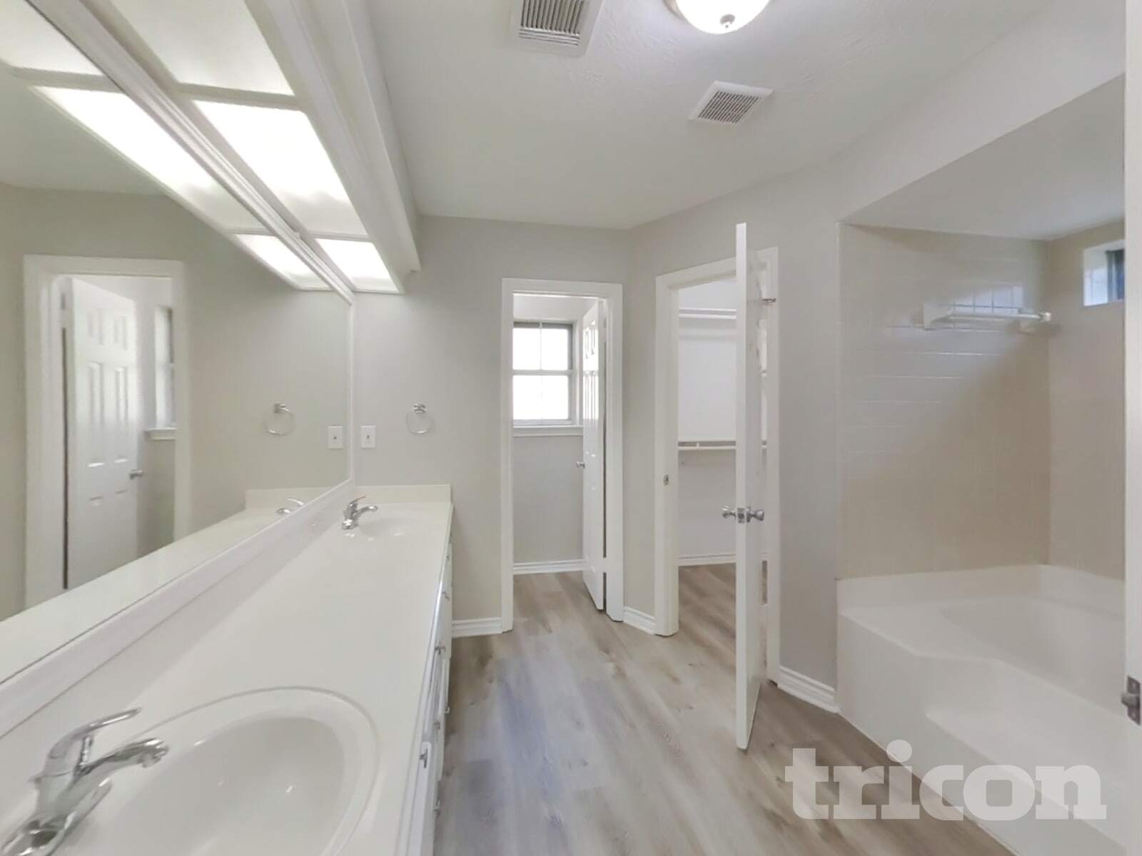 Building Photo - 15806 Crystal Brook Dr