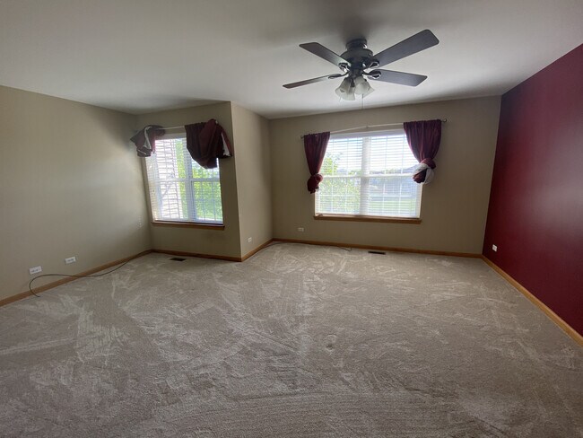 Building Photo - 545 Yorkshire Ln