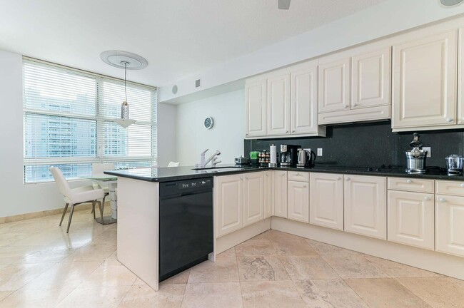Building Photo - 3720 S Ocean Blvd