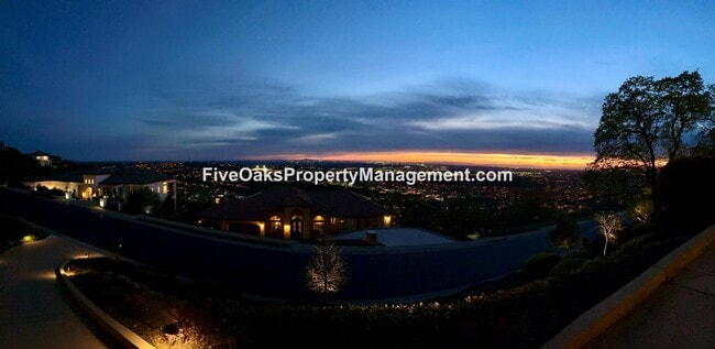 Building Photo - 2651 Via Fiori