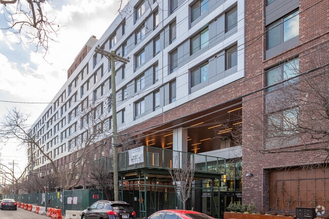 Building Photo - Atlantic Chestnut