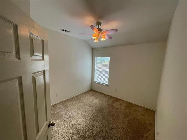 Building Photo - 6937 Willow Crest Dr