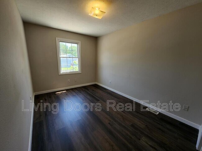 Building Photo - 1738 N 27th St