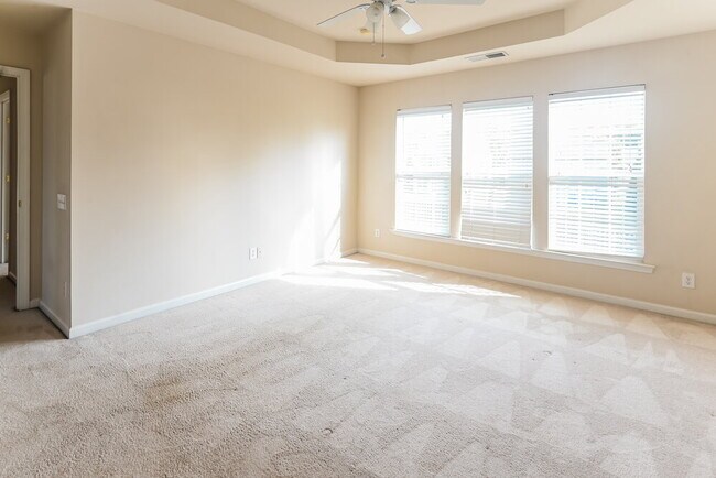 Building Photo - 10617 Red Pine Ct