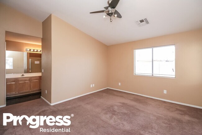 Building Photo - 9134 W Hazelwood St