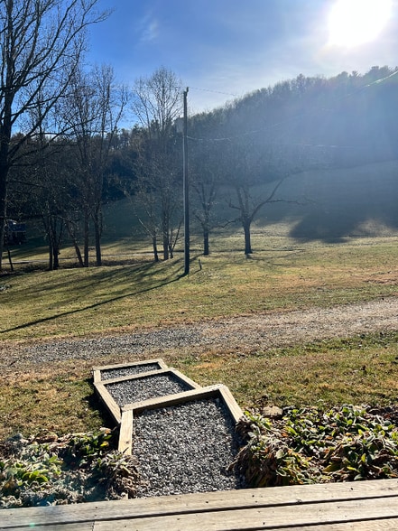 Building Photo - 232 Lone Cedar Dr