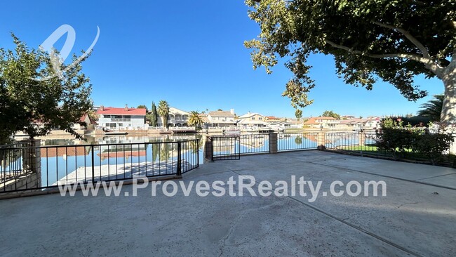 Building Photo - 4 Bed 3 Bath Spring Valley Lake Home On Th...