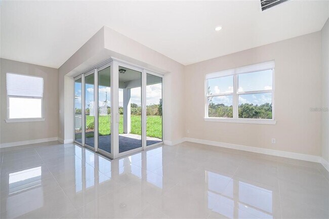 Building Photo - 1937 Spring Shower Circle