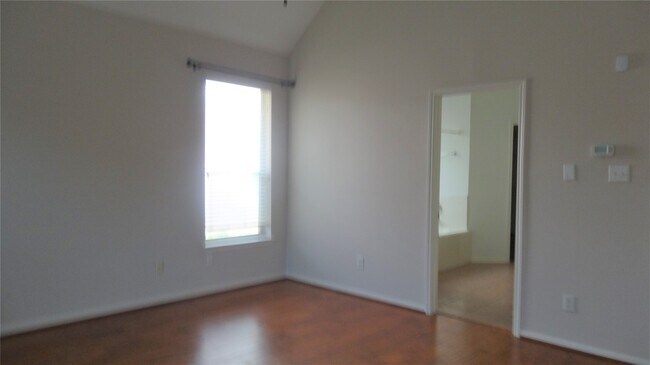 Building Photo - 4822 Schiller Park Ln