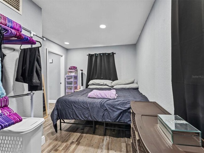 Building Photo - 7181 49th Ave N