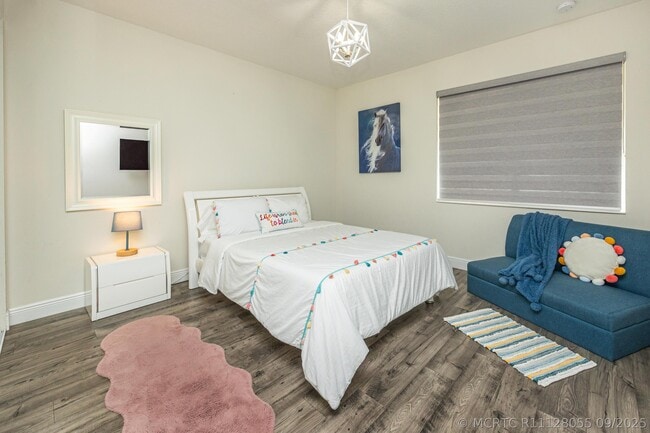 Building Photo - 151 Sword Fern Pl