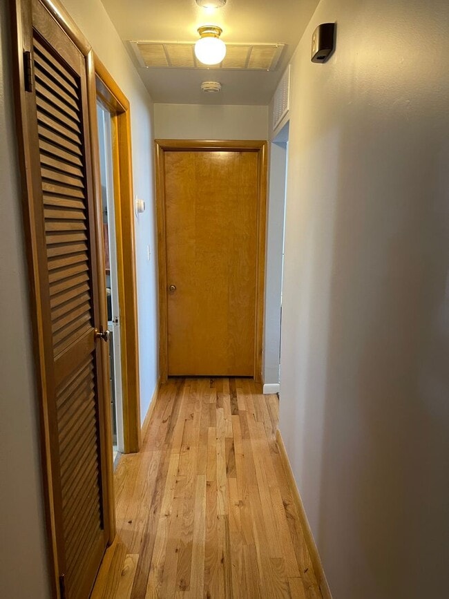 Building Photo - Great location in Meridian for this 3 bedroom 2 bath home.