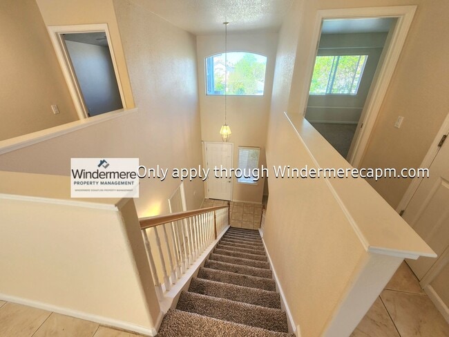 Building Photo - Gorgeous Home in Natomas!
